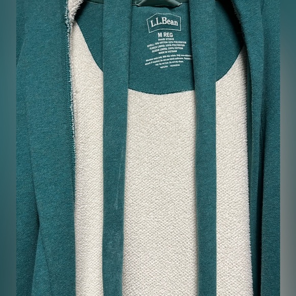 LL Bean long hooded robe with waist tie - sz Medium